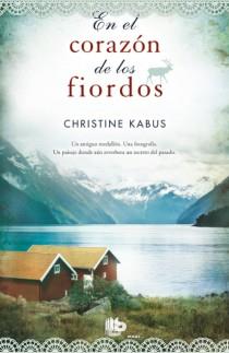 EN EL CORAZÓN DE LOS FIORDOS | 9788498729146 | CHRISTINE KABUS | Llibreria Ombra | Llibreria online de Rubí, Barcelona | Comprar llibres en català i castellà online