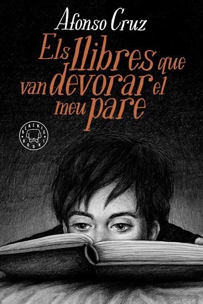 ELS LLIBRES QUE VAN DEVORAR EL MEU PARE | 9788417552282 | CRUZ, AFONSO | Llibreria Ombra | Llibreria online de Rubí, Barcelona | Comprar llibres en català i castellà online