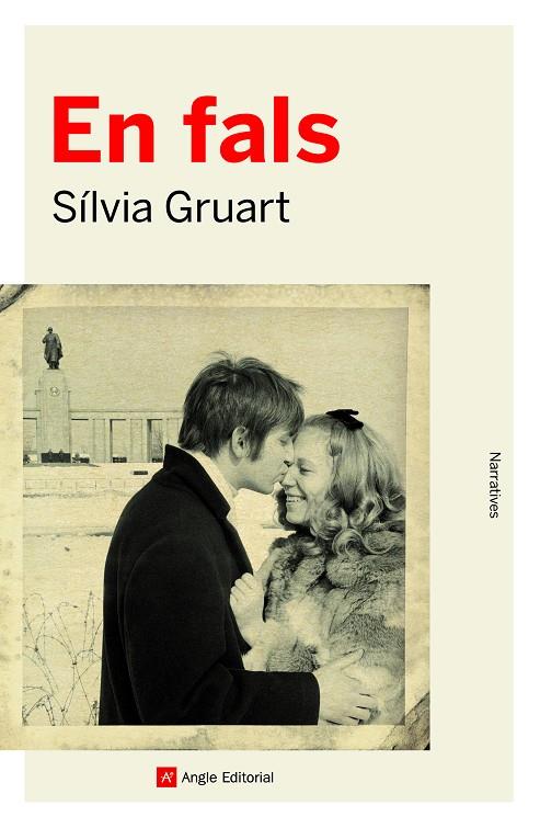 EN FALS | 9788418197024 | GRUART RÜSCH, SÍLVIA | Llibreria Ombra | Llibreria online de Rubí, Barcelona | Comprar llibres en català i castellà online